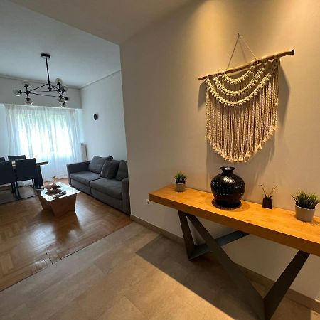 Apartmán Pagrati 2Bdr Flat Atény Exteriér fotografie