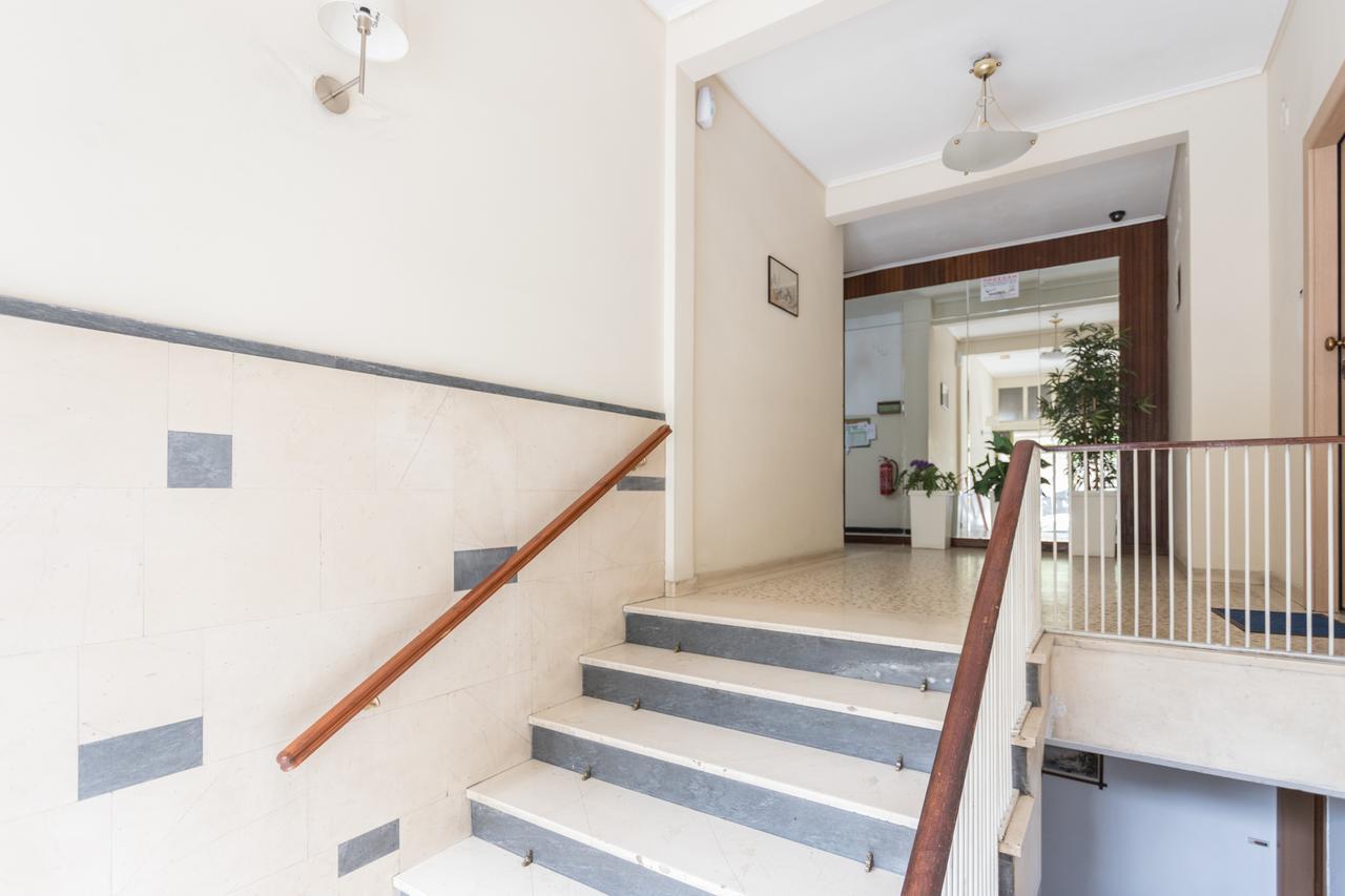 Apartmán Pagrati 2Bdr Flat Atény Exteriér fotografie